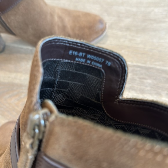 Cole Han suede booties - Picture 6 of 10